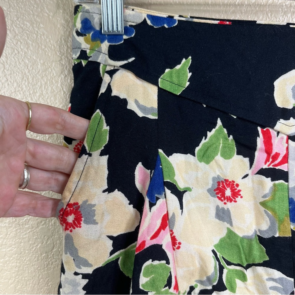 Kimchi Blue Floral High Waisted Culotte Shorts. - Picture 7 of 8